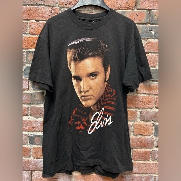 Winterland Other - 90s Elvis Portrait Graphic Tee